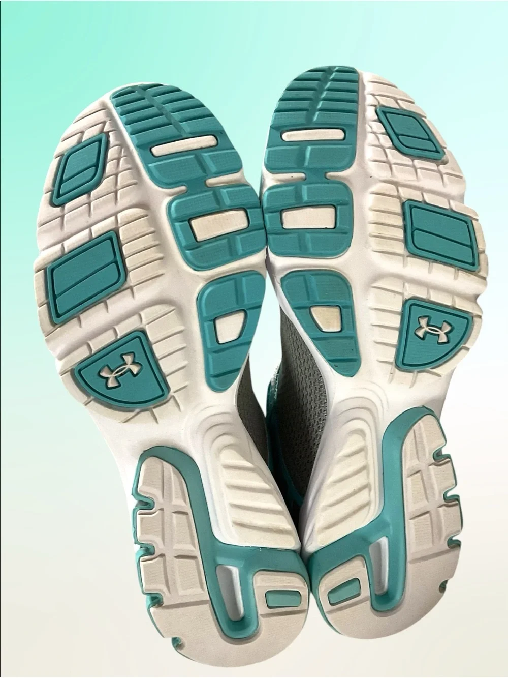 Under Armour Micro G Toxic Six Women’s Gray/Teal Athletic Running Shoes  Sz 9.5M